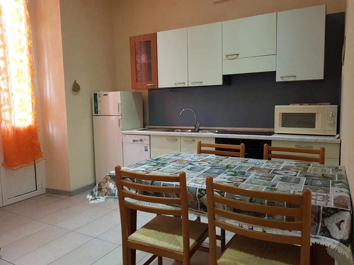 Casa Luciana Apartment Savona Exterior foto