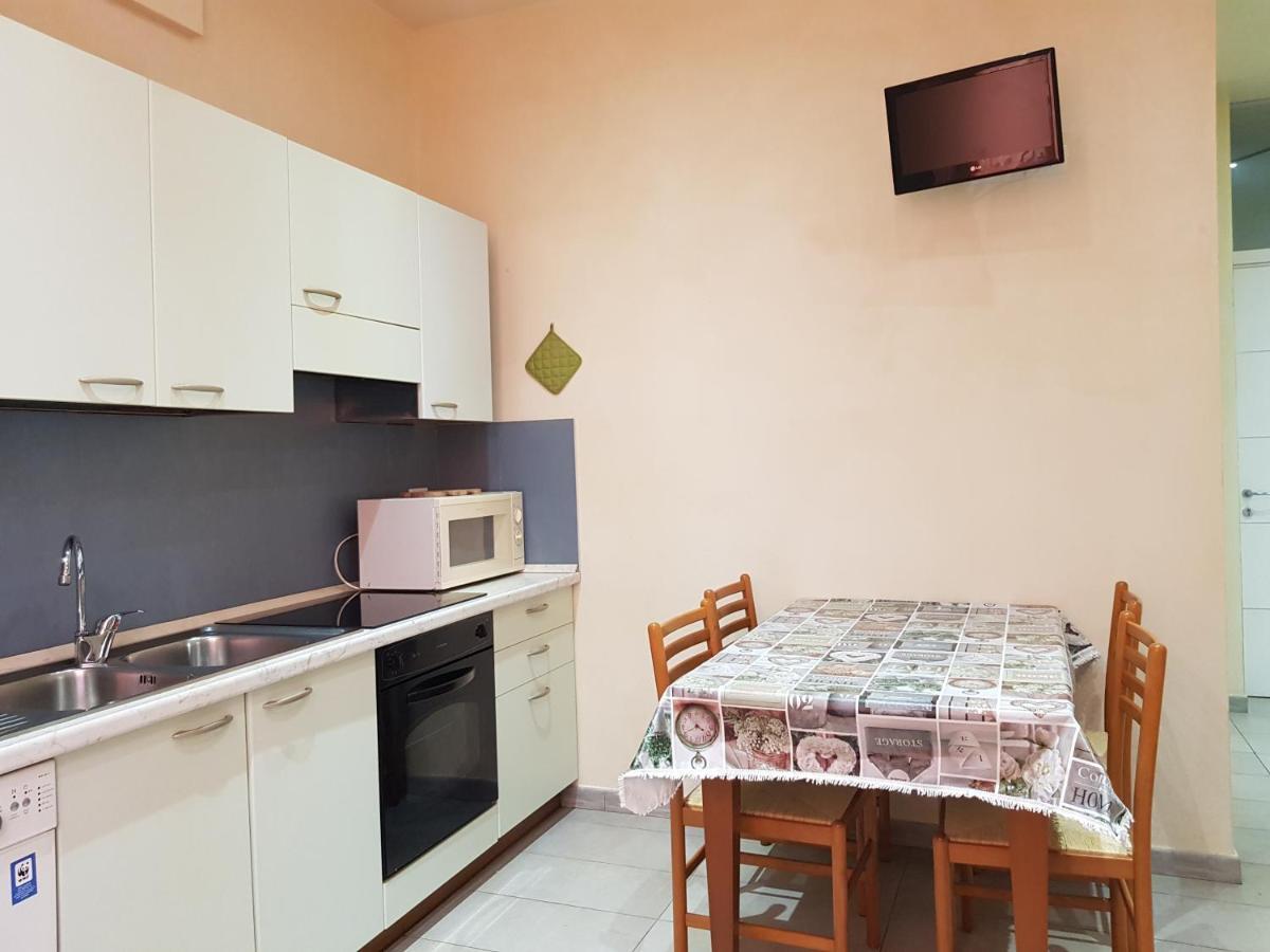 Casa Luciana Apartment Savona Exterior foto